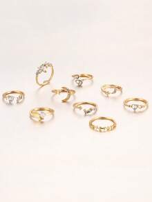 Juego de 9 anillos apilables de tono dorado con diseños de estrella, luna, corazón, flor y hoja con cristales, elegantes y de moda, adecuados para todas las ocasiones, gran opción de regalo