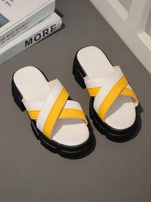 1 Pair Yellow & White Color Block Thick Sole Slippers, Comfortable Soft Leather Criss-Cross Strap, Classic Round Toe 3CM Chunky Heel, Slip-On Design, Fashionable & Cute Casual Beach Sandals, Suitable For Girls Aged 3-15 For Daily, Beach, Holiday Wear, Spring/Summer 2026 - White - View 7