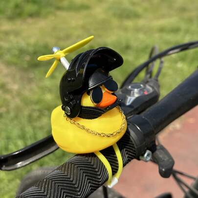 1. Classic Cute Yellow Duck Bicycle/Motorcycle Handlebar Decor, With Rotating Blades, Fashionable Glasses, Golden Chain And Horn - Glossy Black And Yellow Alternating, Enhancing Visibility And Safety, Durable And Fun.