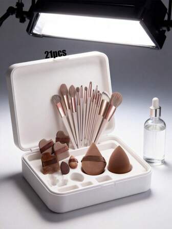 This 21-Piece Makeup Brush Set Includes A 13-Piece Makeup Brush Set, A Brown Makeup Egg, A Triangular Powder Puff, 6 Biscuit-Shaped Cushion Powder Puffs, And A Matching Storage Bag. It Is Suitable For Use With Eyeshadow, Foundation, BB Cream, Concealer, And Other Women's Cosmetics. This Makeup Brush Set Provides Comprehensive And Soft Makeup Tools, Suitable For Both Beginners And Experienced Makeup Enthusiasts.