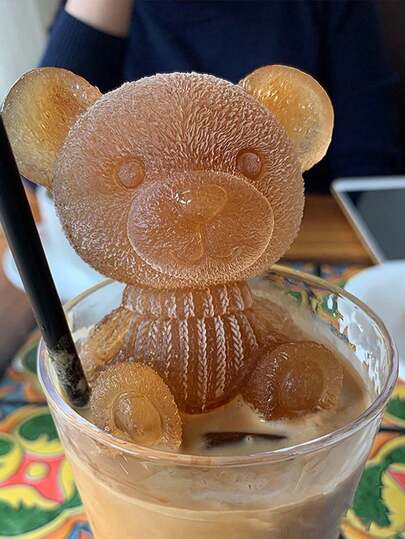 White Little Bear Ice Cube Mold, Household Ice-Making Silicone