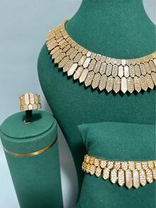 四件套奢华套装：圆形金色贝壳，可爱迷人的微镶锆石首饰套装（项链、手链、戒指、耳环），适合日常佩戴、派对、婚礼，也是送给女朋友和朋友的理想礼物。 - 四件套 - 查看 6