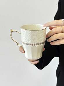 1pc European Style Embossed White & Gold Ceramic Mug, 280ML, With Handle, Coffee Cup, Breakfast Milk Cup, Home Afternoon Tea Latte Cup, Juice Beverage Cup, Couple Water Cup, Holiday Gift Cup, Gift For Family And Friends