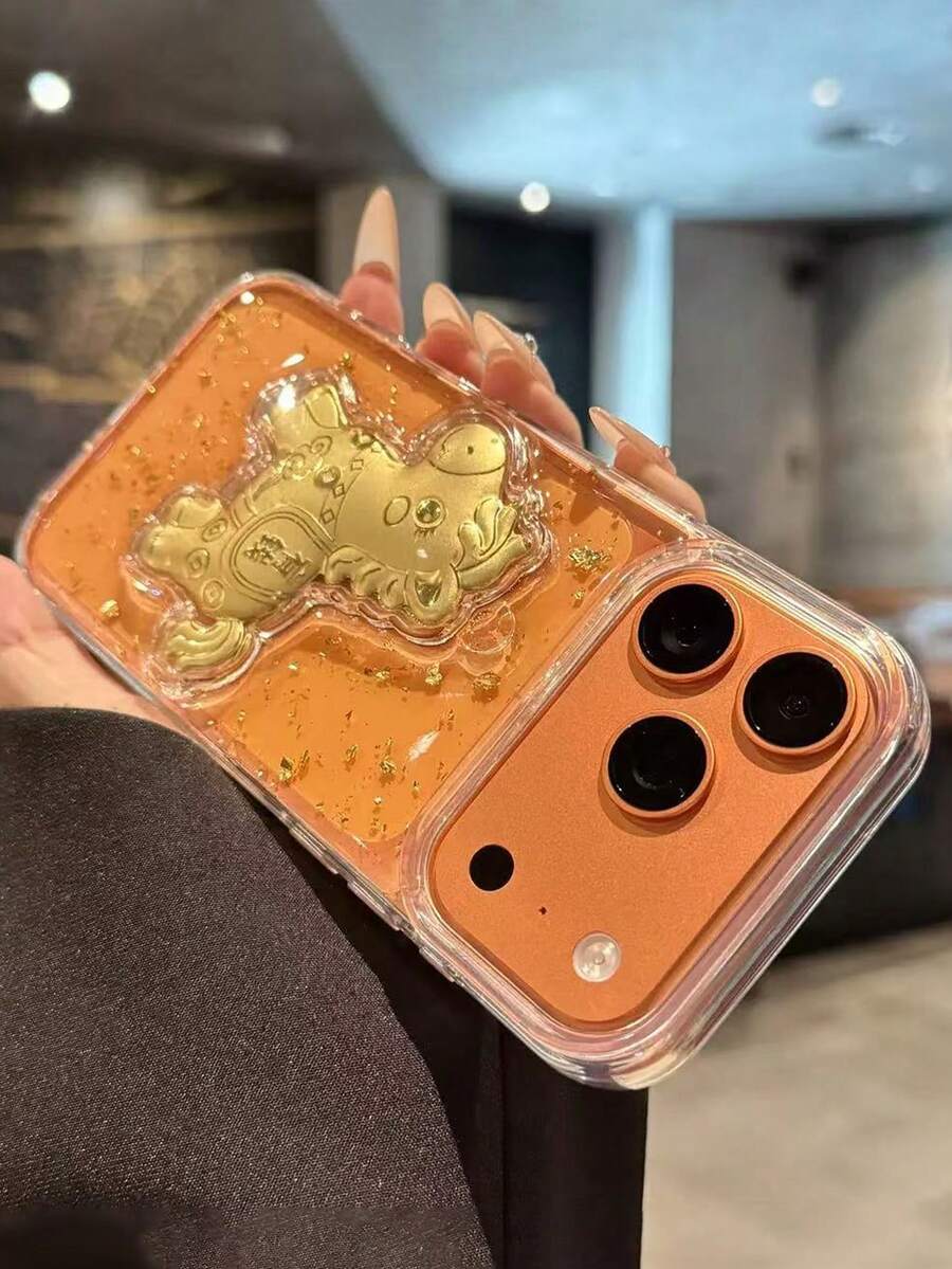 1个奢华透明环氧树脂金色闪粉手机壳，带3D小马图案，兼容 11/12/13/14/15/16系列，防滑保护套；1个卡通金色幸运小马环氧树脂手机壳，兼容 17/17Pro/17ProMax/17Air系列，柔软防震保护套；马年新年手机壳