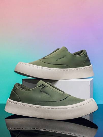 Green Men's Shoes, Men's Casual Sneakers, New Fashion Sneakers, Comfortable, Lightweight, Versatile Canvas Shoes Men's Slip-On Shoes