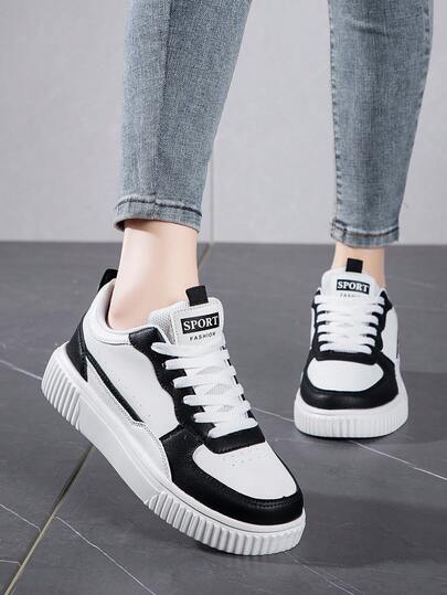 白绿双色系带圆头厚底休闲运动鞋，适合日常穿着和街头潮流，男女通用尺码 36-45