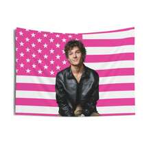 Mason Thames Black Leather Jacket Tapestries, Mason Thames Pink Flag, Mason Thames Indoor Wall Tapestries - Nhiều màu - Xem 1