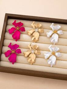 3 đôi bông tai đinh tán hình hoa thanh lịch dành cho nữ, phù hợp cho các bữa tiệc, tiệc chiêu đãi và đeo hàng ngày. - Nhiều màu - Xem 6