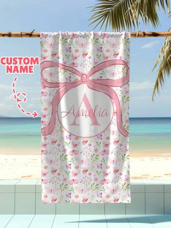 1 st personlig strandhandduk med textdesign, anpassad med ditt namn. Perfekt för användning på stranden, vid poolen och under strandsemestrar. Denna multifunktionella strandhandduk är idealisk för utomhusaktiviteter på stranden, resor och ger komfort vid avkoppling, solbad och avkoppling. En unik present till henne, honom, mamma, pappa, flickvän, pojkvän.