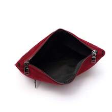 女士时尚酒红色单肩包 - 可转换成腋下包、斜挎包、手拿包，配有撞色链条肩带和双拉链，采用柔软奢华的PU材质，小巧却容量充足，可装下手机/钱包/化妆品，可调节链条肩带（适合腋下、斜挎、单肩背） - 酒紅色 - 查看 4