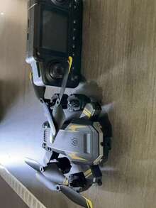 CASRRA S6 Upgraded Remote Control Drone With Remote Control Screen, HD Dual Cameras, Smart Obstacle Avoidance, Altitude Hold. It Is A Foldable Remote Control Quadcopter Toy Suitable For Indoor/Outdoor Use, An Ideal Entry-Level Drone, Affordable, And Also Suitable As A Christmas Or Halloween Gift.