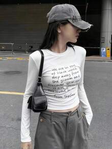 美国辣妹圆领长袖T恤，春秋季新款字母印花，女士修身短款休闲上衣，白色 - 白色 - 查看 1