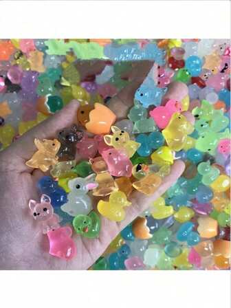 10/20/30/50PCS Various Luminous Mini Resin Animal Mushroom Figurines Glow In The Dark Miniature Figures Ornament Fairy Garden Accessories Aquarium Landscape Bonsai Dollhouse Decor