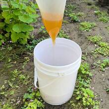 1/2pcs 13-Inch/33cm Beekeeping Funnel - Easy To Use, Durable Nylon Material, No Battery Required - White - View 11