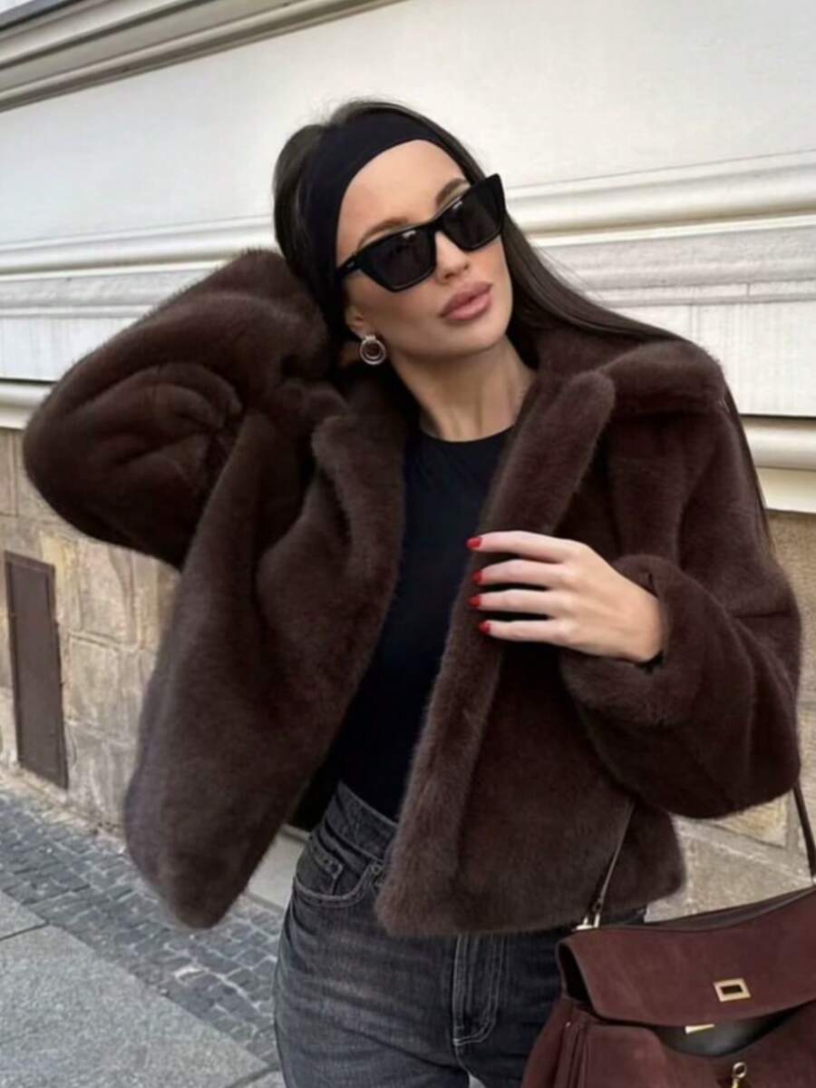 Women's Fashionable Metal Trim Fuzzy Tassel Glitter Long Sleeve Crew Neck Jacket