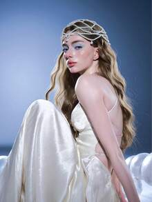 一件复古法式欧式珍珠串珠头饰，新娘异域风情婚礼发饰，水滴吊坠发箍，适合婚礼摄影、下午茶、浪漫晚餐、情人节装扮 - 彩色 - 查看 5