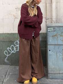 女士纯色休闲长袖开衫，带口袋和纽扣设计，非常适合街头穿搭，也适合秋冬季的办公室、教师、感恩节和圣诞节等场合。 - 酒紅色 - 查看 5