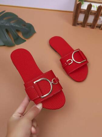 1 par sommar nya barn randiga metallspännesandaler, flickmode med öppen tå, barn casual halkfria platta tofflor, plusstorlek