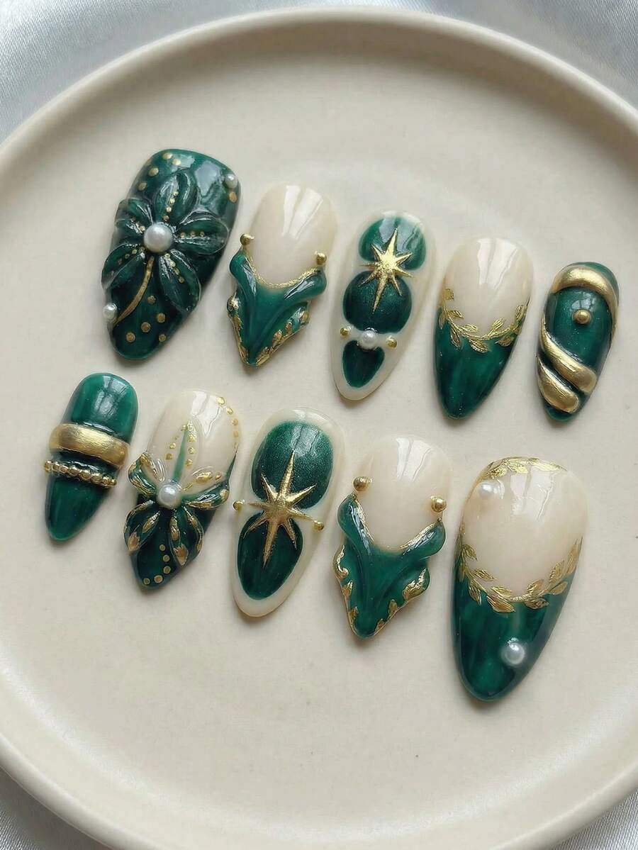Biến đổi bộ móng của bạn – Bộ 10 móng giả thủ công Y2K Thu/Đông dáng hạnh nhân, màu xanh ombre chấm bi, đầu móng kiểu Pháp với họa tiết hoa vẽ tay và giọt nước mạ bạc 3D dập nổi, điểm nhấn dây chuyền, ngọc trai và hạt bạc 3D, bộ móng có thể tháo rời và tái sử dụng (bao gồm keo dán móng và dũa móng) – Móng trắng sáng phong cách Gothic thanh lịch dễ thương cho Giáng sinh. Phụ kiện làm móng - màu xanh lá - Xem 1