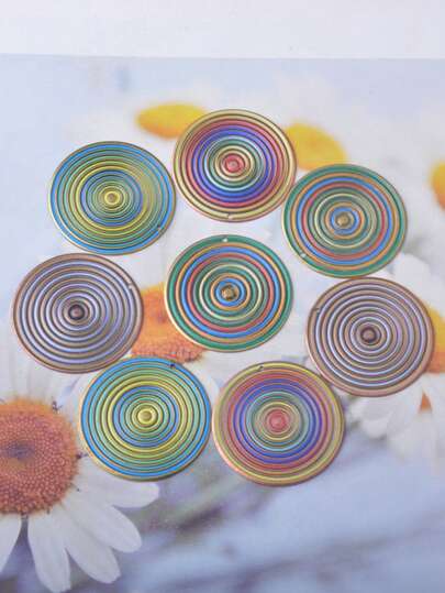 8个波西米亚风铁质圆形吊坠，彩虹色纹理耳环吊坠，精美DIY耳环和项链制作