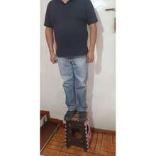 Banco plegable portátil de plástico para 1 adulto, con capacidad de carga de 120 kg, silla de pesca portátil, taburete plegable para exterior, color aleatorio. - Multicolor - Ver 8