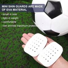 1双EVA材质足球护腿板，运动护腿器，适用于足球比赛，贴合腿部轮廓，减震防撞，轻便柔软 - eva護腿板 - 查看 2