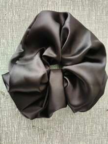 Elegant Satin Oversized Cream White Scrunchie, Simple Fashionable Sophisticated Lady Style Hair Tie ,Scrunchy Hair Ties - One Size - View 6