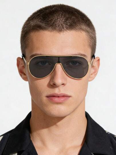 1 Pair Oversized Gold Metal Frame Personalized Versatile Retro Fashion Glasses, High-End Fashion Suitable For Driving, Travel, Runway, Daily Wear