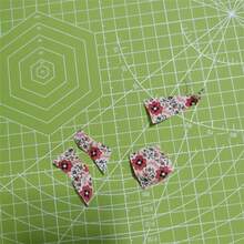 1片双面切割垫，A3/A4/A5尺寸，3毫米厚自愈切割垫，尺寸小巧，适用于剪贴簿、拼布、布艺、缝纫和其他手工项目。也可作为橡皮图章雕刻垫、办公及学校用品、工艺切割垫、纸艺、陶艺等使用。 - 彩色 - 查看 12