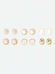 Opalesca Set de 6 piezas de aretes de perla con diseño de ojo de gato con superficie lisa de estilo retro de Hong Kong y aretes de botón para mujeres - Traje estilo C - Ver 2