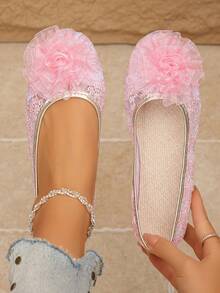 一双优雅女士玛丽珍鞋，经典刺绣鞋面，3D中国风花卉图案，复古休闲一脚蹬平底鞋，舒适柔软鞋底，适合搭配连衣裙、牛仔裤、短裤，日常穿着，也适合派对、海滩、校园等场合。 - 粉色 - 查看 3