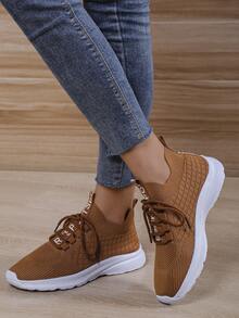 女士透气套脚运动鞋，减震防滑鞋底，适合护士和学生作为时尚休闲跑步鞋穿着，纯色，四季皆宜的织物鞋面，缓震稳定支撑，无印花，大码休闲运动鞋，尺码35-45 - 棕色 - 查看 3