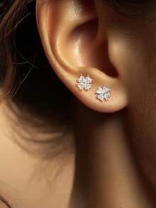 1pc 925 Sterling Silver Flower Stud Earrings, Inlaid With Cubic Zirconia, Fashionable Minimalist Street Style Earrings, Suitable For Daily Wear And Vacation, Perfect Gift For Girlfriend, Mom And Sister - Single Earring - View 1