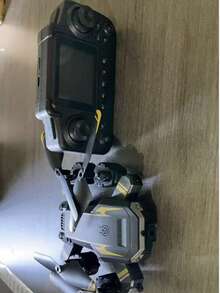 CASRRA S6 Upgraded Remote Control Drone With Remote Control Screen, HD Dual Cameras, Smart Obstacle Avoidance, Altitude Hold. It Is A Foldable Remote Control Quadcopter Toy Suitable For Indoor/Outdoor Use, An Ideal Entry-Level Drone, Affordable, And Also Suitable As A Christmas Or Halloween Gift.