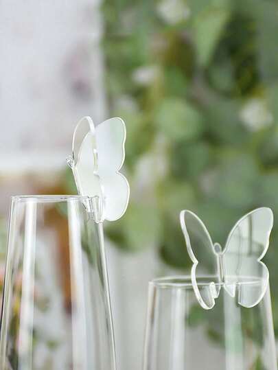 1/3/5pcs Acrylic Butterfly Wine Glass Charms, DIY Acrylic Wine Glass Pendants, Fit For Stemware, Christmas Tree Shape And Round Clear Wine Glass Hanging Decorations, Stemware Identifiers, Drink Markers, Wine Tasting Party Decor, Ideal For Christmas Party