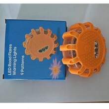 1个LED汽车应急灯，车辆警示灯，户外SOS应急灯，紧急警示灯，交通应急灯，磁吸式安装，应急闪光灯，户外露营应急灯，使用AAA电池（不含），电池更换方便，操作简单，白光和黄光，ABS塑料材质，直径84mm/100mm，3W - 橘色 - 查看 14