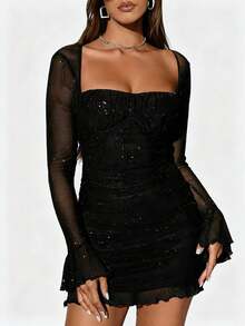 Sedessea Vestido ajustado de cuello cuadrado ribete en forma de lechuga fruncido - Negro - Ver 1