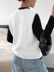 Women's Casual Solid Color V-Neck Long Sleeve Button-Up Knit Vest, Suitable For Spring And Autumn Outfits - White - View 2