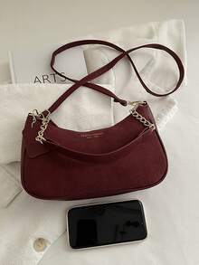 Sac bandoulière polyvalent minimaliste de femmes à la mode avec motif lettre, sac à épaule élégant avec chaîne. Convient pour le shopping, le transport du portefeuille, les jeunes femmes, les étudiantes, les débutants de carrière, les cols blancs. Idéal pour le bureau, l'université, le travail, les affaires, les déplacements, les activités extérieures, les voyages et les excursions. - Rouge foncé - Voir 8