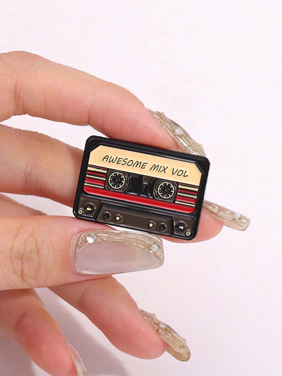 1/5pcs Vintage Music Cassette Tape Brooch, Cartoon Tape Song Brooch, Metal Badge, Backpack Clothes Vintage Badge Accessories, Gift For Friends