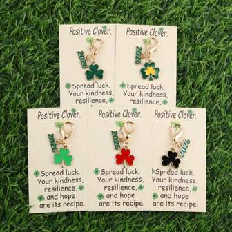 5pcs Lucky Clover & "2026" Pendant Keychain Set, Comes With Positive Four-Leaf Clover Card, Suitable As Birthday, Lucky, Party, New Year, Best Friend Gifts