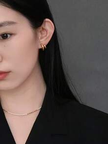 1对时尚双层圆形铜质夹式耳环，优雅显瘦，适合日常佩戴和节日送礼