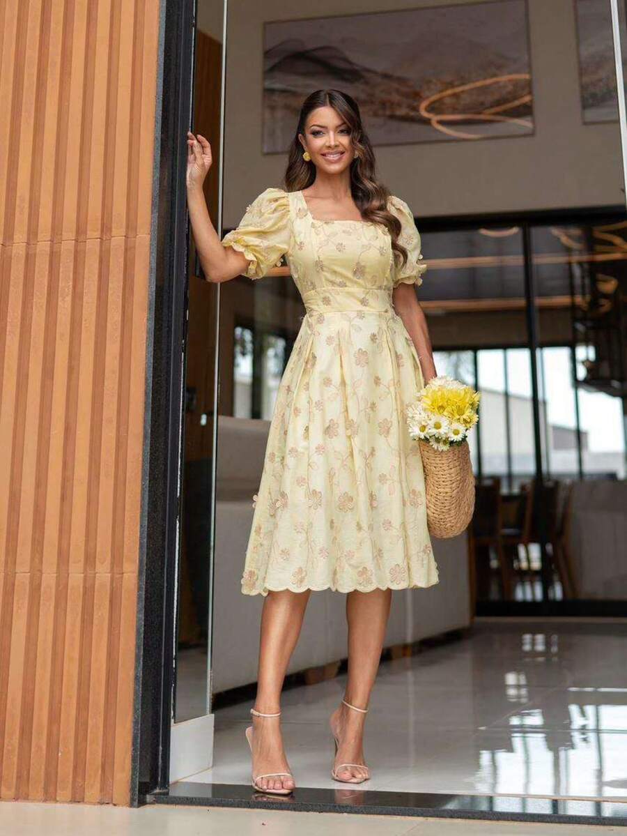 Elegant Luxury Short Dress With 3D Embroidery, Short Sleeves, And Cotton Design. - 黃色 - 查看 1