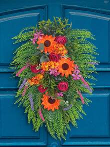 1pc, 21.65*13.78inch Spring Sunflower Hanging Lavender Flower Decor, Bohemian Design, PVC Plastic Flower, No Feathers - Classic Home Decor, Suitable For Spring, Outdoor Decoration, Windows, Walls, Front Door, Artificial Floral - Multicolor - View 3