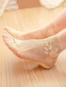 5 Pairs Of Women's Spring And Summer Thin Korean Version Breathable Invisible Sweat Absorbing Maple Leaf Lace Breathable Socks - Multicolor - View 3