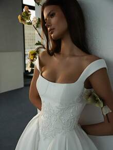 Minimalist A-Line White Wedding Dress With Open Back – Elegant Floor-Length Bridal Gown With Clean Silhouette And Flowing Train, Perfect For Weddings, Christmas, Halloween, Balls, Birthday Celebrations, And Special Events. Suitable For Ceremonies, Parties, Vacations, Formal Gatherings, Evening Galas, Prom Dresses, Homecoming Dresses, Cocktail Events, Bridal Party Attire, Wedding Guest Outfits, And Graduation Occasions. - 白色 - 查看 5