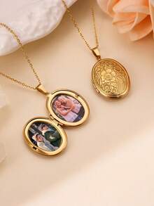 1条定制个性化照片椭圆形吊坠项链，采用不锈钢材质，创意十足，优雅经典，百搭实用，适合日常佩戴。是送给女士的温馨珠宝礼物，也是时尚的秋季情人节和圣诞节礼物之选。 - 彩色 - 查看 3