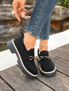 Mocasines versátiles de moda con suela gruesa y cuña para mujer, de estilo elegante y universitario, de tela y con detalles metálicos