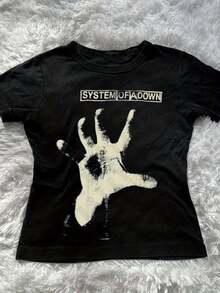 Grunge Y2K Emo Gothic T-Shirt - SYSTEM OF A Distressed Graphic Print With White Hand Design, Regular Fit Short Sleeve Round Neck Casual Streetwear Top, Graphic Tees - 黑色 - 查看 1