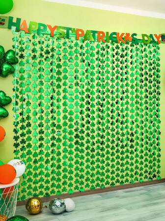 Foliegardin med fransar till St. Patrick's Day, lyckosam St. Patrick's Day-festdekoration, 3,3 x 6,6 fot, metallisk klöver-streamer-bakgrund för fotobås, irländsk festdörrdekoration, St. Patrick's Day-dekoration, irländsk festdekoration, fotobåsbakgrund, restaurangdekor, hotelldekor, sovrumsdekor, vardagsrumsdekor